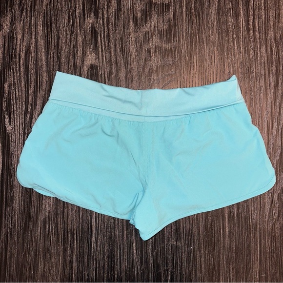 Roxy Endless Summer Foldover Board Shorts in Aqua, Size Large - Picture 6 of 15